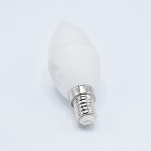 Set 6 becuri LED lumanare 4.5W (40W), E14, 470 lm, lumina rece (6500K), opal, V-TAC