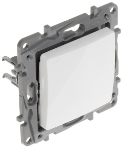 Prize si intrerupatoare, Intrerupator simplu, alb, 10A, IP20, Legrand Niloe - savelectro.ro