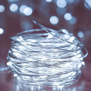 Instalatie de Brad cu Baterii, Sir luminos nanoLED, 30 leduri, 3 metri, cu baterii, lumina rece, Masterled - savelectro.ro