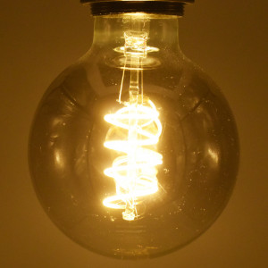 Bec Vintage LED Filament Rasucit 5W (21W), E27, G95, 200 lm, lumina calda (2200K), fumuriu, Rabalux