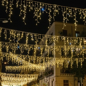 Perdea luminoasa 216 leduri, 5m, lumina albastra, IP44, cablu alb, 7W/set, Braytron [3]- savelectro.ro