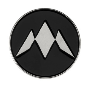 Insigna emailata cu Logo Mission Darts