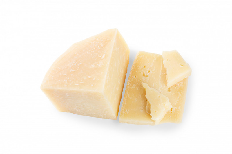 Brânză tip parmezan de capră (cca. 500 g)
