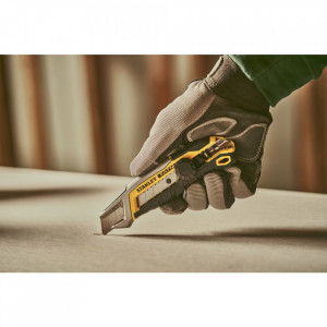 Stanley FMHT10592-0, cutter snap-off cu roata de blocare, latime 18 mm, 165 mm - Img 4