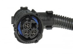 Conector cu 4 poli, cu 3 fire