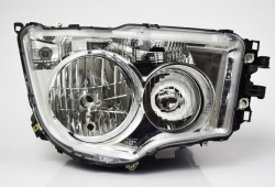 far dreapta electric lumina zi mercedes arocs