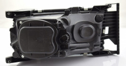 far xenon dreapta cu bec scania p