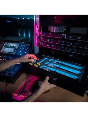 Adam Hall 87402MI Rack Inlay 02 - Img5