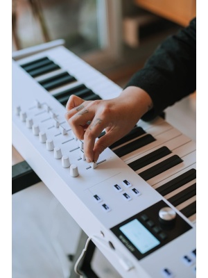 Arturia KeyLab Essential 88 mk3 White - Img7