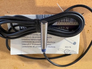 COMUTATOR DE PROXIMITATE M8X1 12..24VDC IN