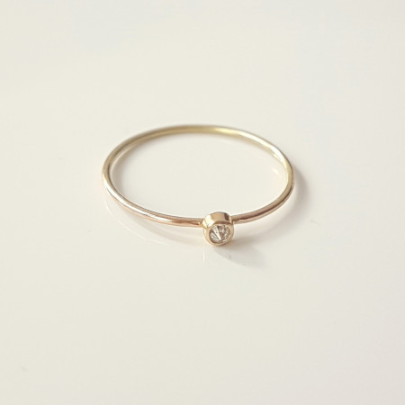 Diamond Essence Ring in 14k and 18 k gold