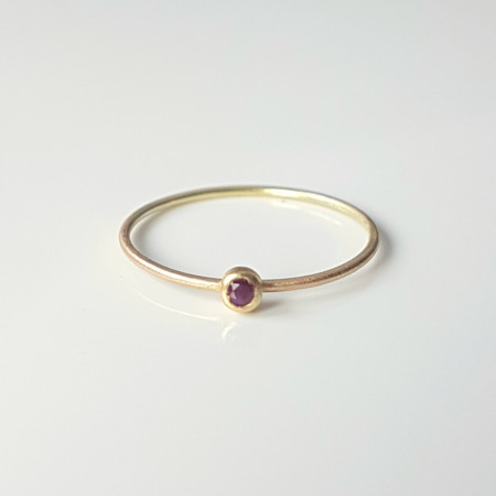 Essence of Red Ring