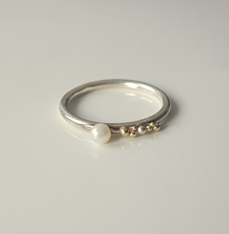 Sleeping Beauty asymmetrical ring with a pearl