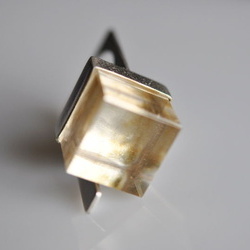 Magic Cube quartz gold plated sterling silver ring - Img 3