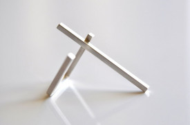 90° long bar sterling silver ring