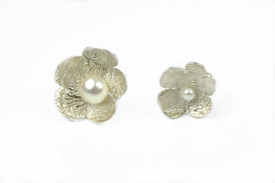 moon flower asymmetrical sterling silver and 18 k gold cufflinks 