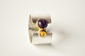 inel Match Point cu doua fete din argint si aur 14k cu ametist, citrin si peridot - Img 1