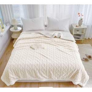 Patura cu blanita, model tricotat 200 x 230 cm, crem