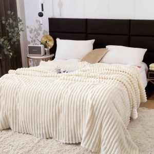 Patura Cocolino pufoasa cu dungi 200 x 230 cm, crem