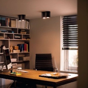 Philips - Spot aplicat HUE Pillar Negru 2x5.5W LED - Img 7