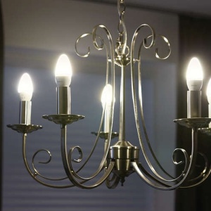 Bec LED Philips - CorePro LEDcandle 3,5W E14 230V B38 alb-cald - Img 3