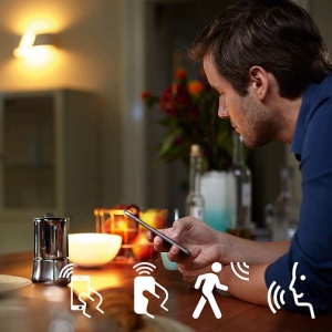 Philips - Set becuri HUE RGB 10W A60 E27 (3 becuri + 1 bridge + 1 dimmer) - Img 8