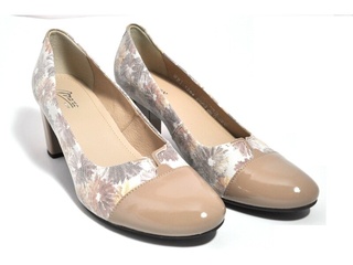 Pantofi bej cu varf de lac si motive florale din piele naturala M Shoes DP40 - Img 5