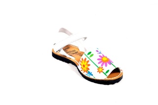 Sandale Avarca, albe, cu motive florale, din piele naturala CFS13