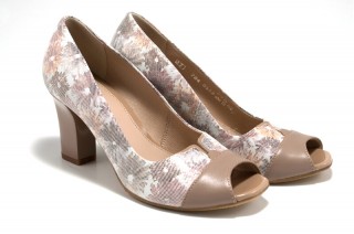 Pantofi bej cu motive florale din piele naturala M Shoes - Img 2