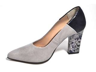 Pantofi crem cu aplicatii florale din piele naturala M Shoes DP33 - Img 2