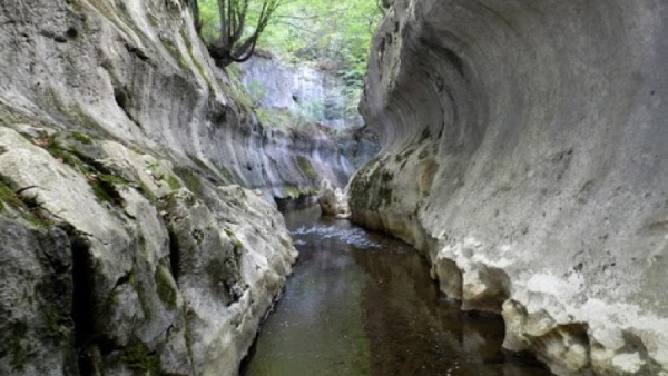 O zi la Pestera Bolii, Canionul Bănita, Giardini di Zoe