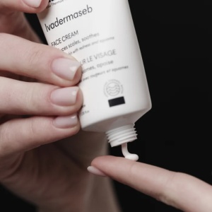 Ivatherm Ivadermaseb crema dermatita seboreica (roseata, scuame, cruste de lapte) x 40ml - Img 3