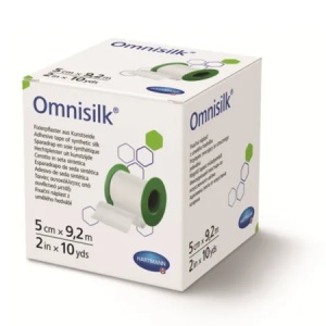 Hartmann Omnisilk Plasture hipoalergenic pe suport de matase cu margini zimtate, 5cm x 9.2m