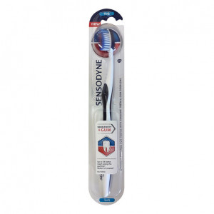 Sensodyne periuta de dinti Sensitivity & gum