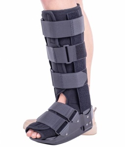 Triamed Orteza de glezna fixa HI Regular Walker marimea L