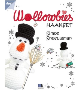 Wollowbies crochet set - Simon The Snowmen