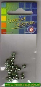 Eyelets metallic licht groen 25 stuks nr. 20413/09 (Locatie: 1B )