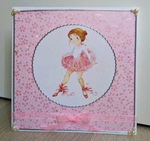 Marianne Design knipvel Ballerina VK9558 (Locatie: 2838) - Img 2