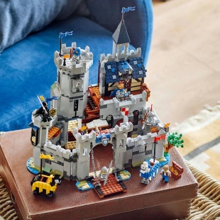LEGO CREATOR CASTEL MEDIEVAL CU CAI SI CAVALERI 31168 - Img 6