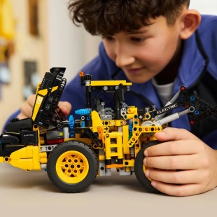 LEGO TECHNIC INCARCATOR FRONTAL VOLVO L120 ELECTRIC 42209 - Img 7