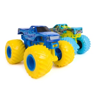 MONSTER JAM SET 2 MASINUTE METALICE BLUE THUNDER SI BAD NEWS TRAVELS FAST SCARA 1 LA 64 - Img 3