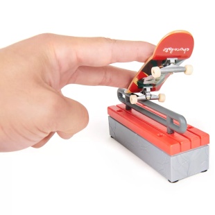 TECH DECK PACHET CU OBSTACOL FINGERBOARD JAMES - Img 3