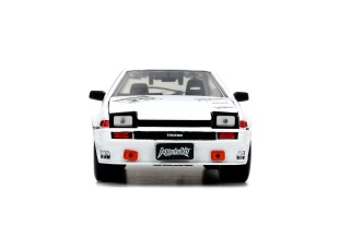 JADA AGGRETSUKO SET MASINUTA METALICA SI FIGURINA AGGRETSUKO SI TOYOTA TRUENO SCARA 1:24 - Img 3