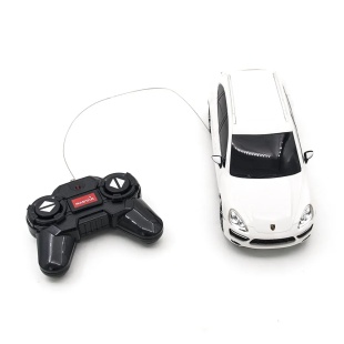 MASINA CU TELECOMANDA PORSCHE CAYENNE TURBO ALB CU SCARA 1 LA 24 - Img 2
