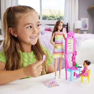 BARBIE SET DE JOACA PAPUSA BARBIE SATENA FACE CARIERA PROFESOARA - Img 3