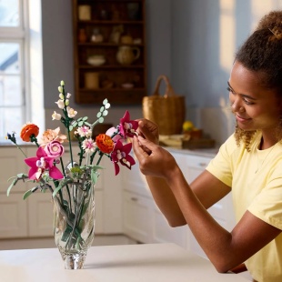 LEGO BOTANICALS BUCHET DE FLORI ROZ 10342 - Img 4