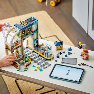LEGO CITY GARA CENTRALA 60469 - Img 5