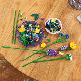 LEGO ICONS BUCHET DE FLORI DE CAMP 10313 - Img 4