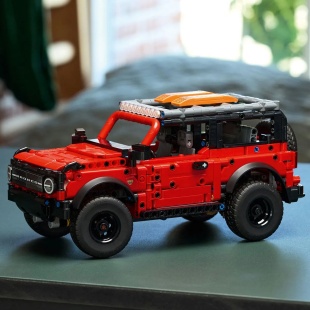 LEGO TECHNIC FORD BRONCO SUV 42213 - Img 6