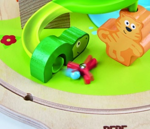 HAPE LABIRINT MAGNETIC CU BILE COLORATE - Img 8